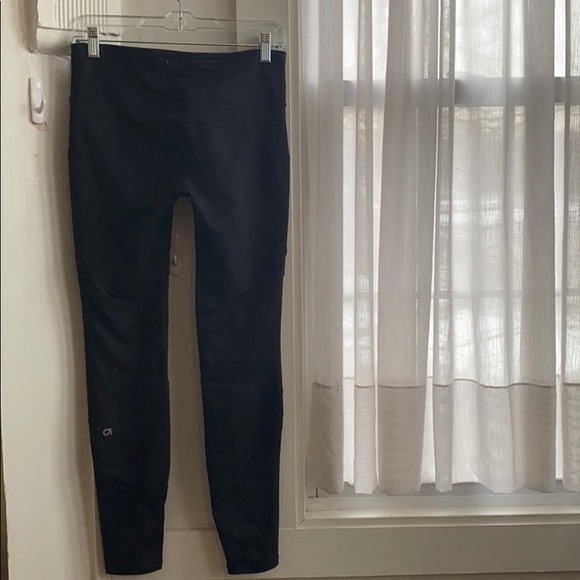 Gap GapFit Leggings with Breathable Design Size S - Picture 7 of 10
